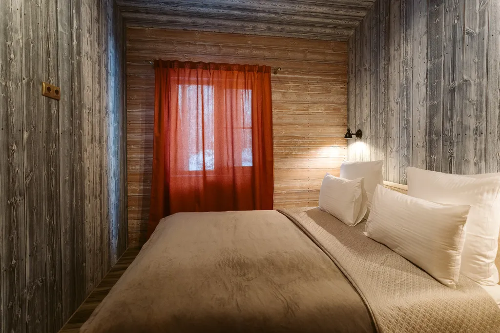 Коттедж PARNAS  (с камином)