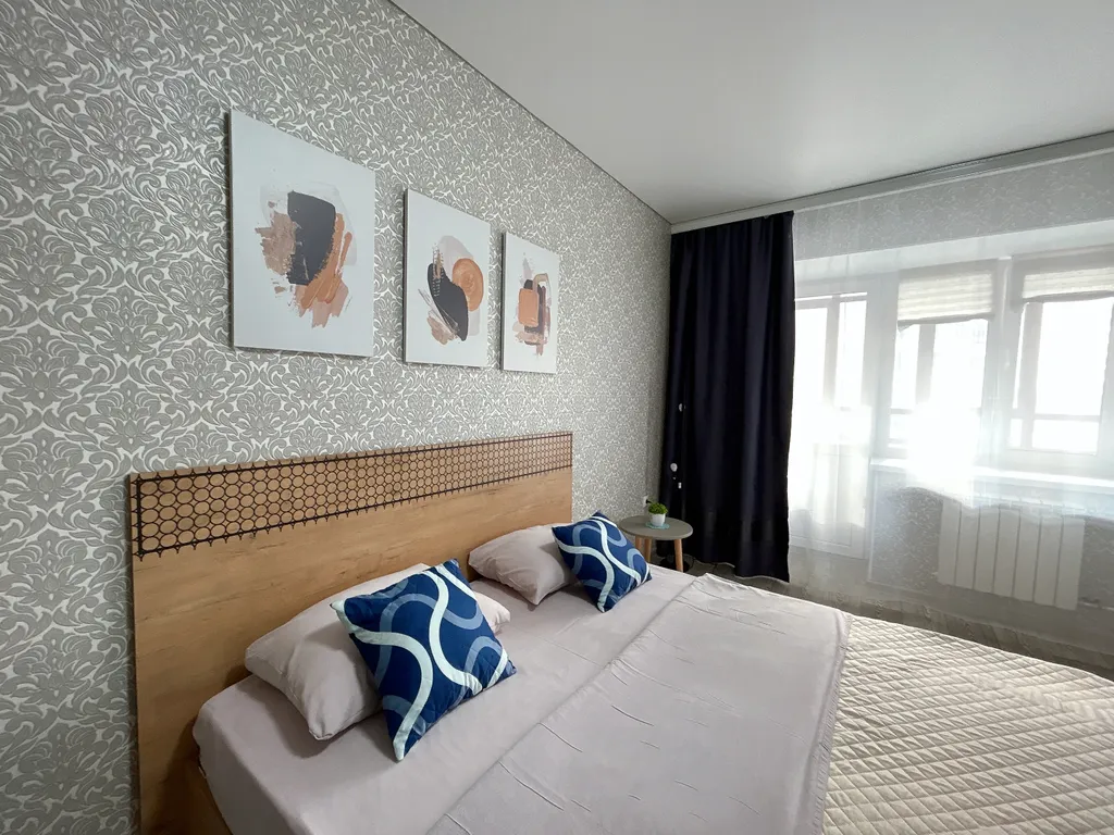 Однокомнатная квартира в жилом районе Арбан — аренда посуточно в Абакан