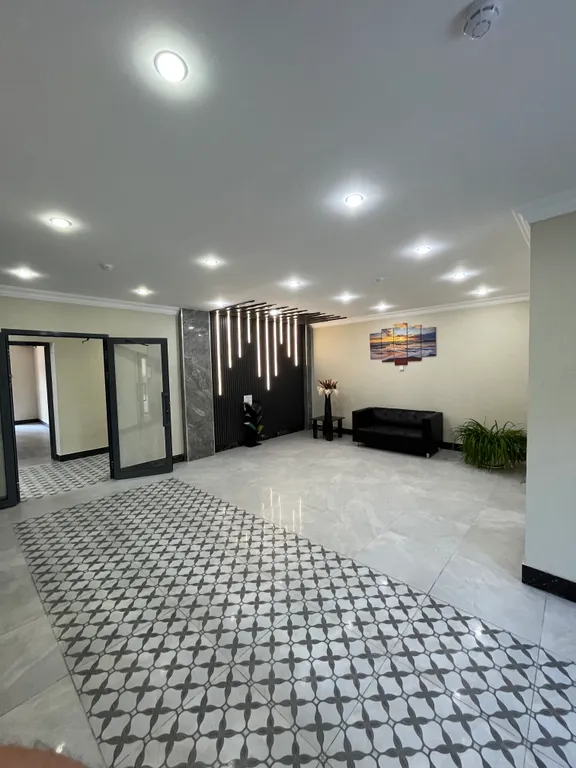 Дизайнерская квартира в доме бизнес класса с бассейном на крыше