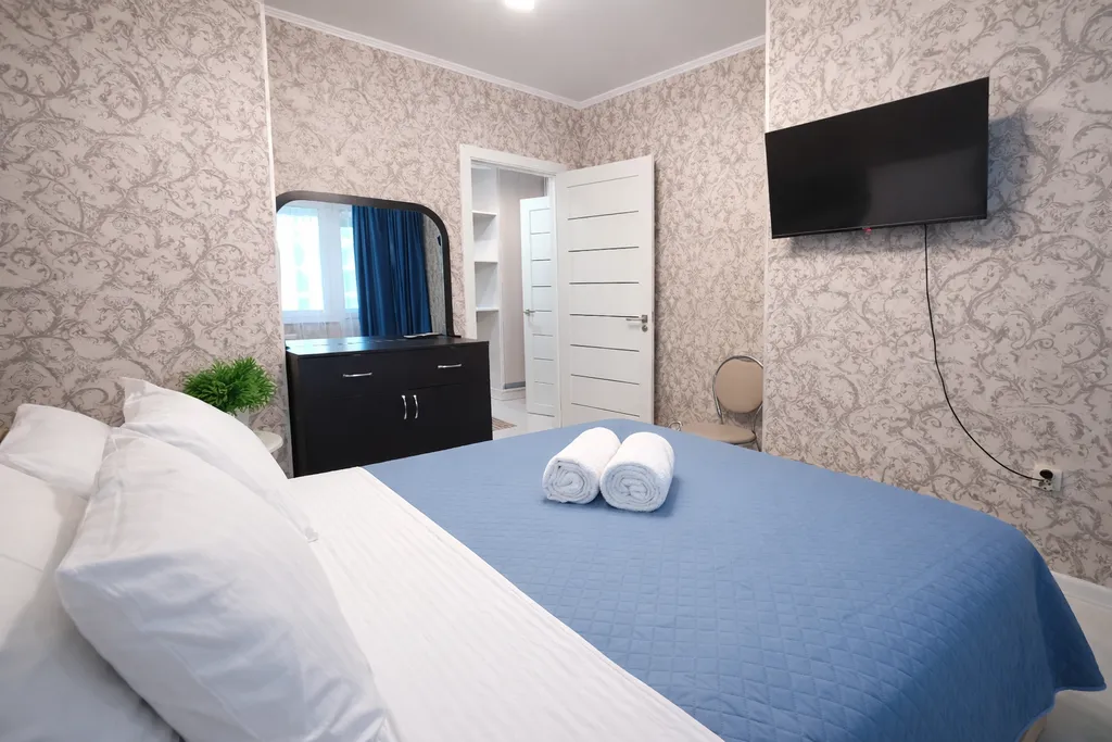 2х комнатная квартира в жк Лазурный квартал