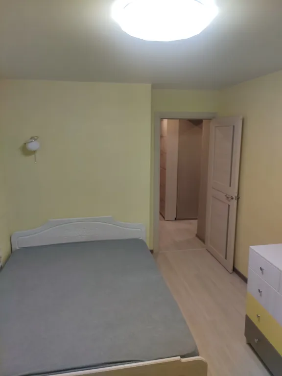 2-комнатная уютная и теплая квартира с хорошим ремонтом.