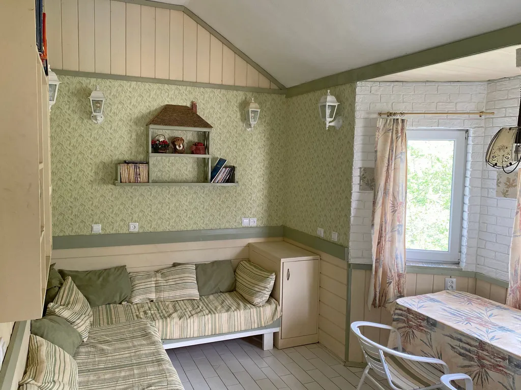 Дом и гостевой домик с баней