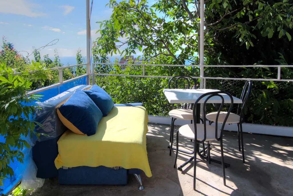 Апартаменты-студия №1 со всеми удобствами с террасой и парковкой