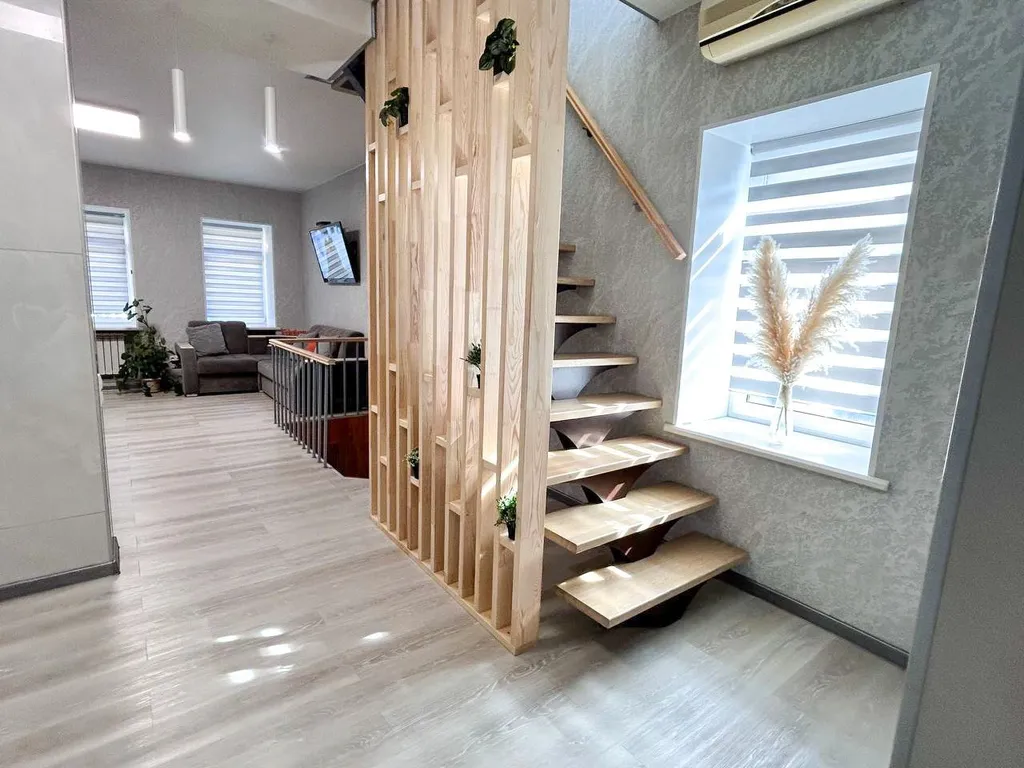 Дом у набережной