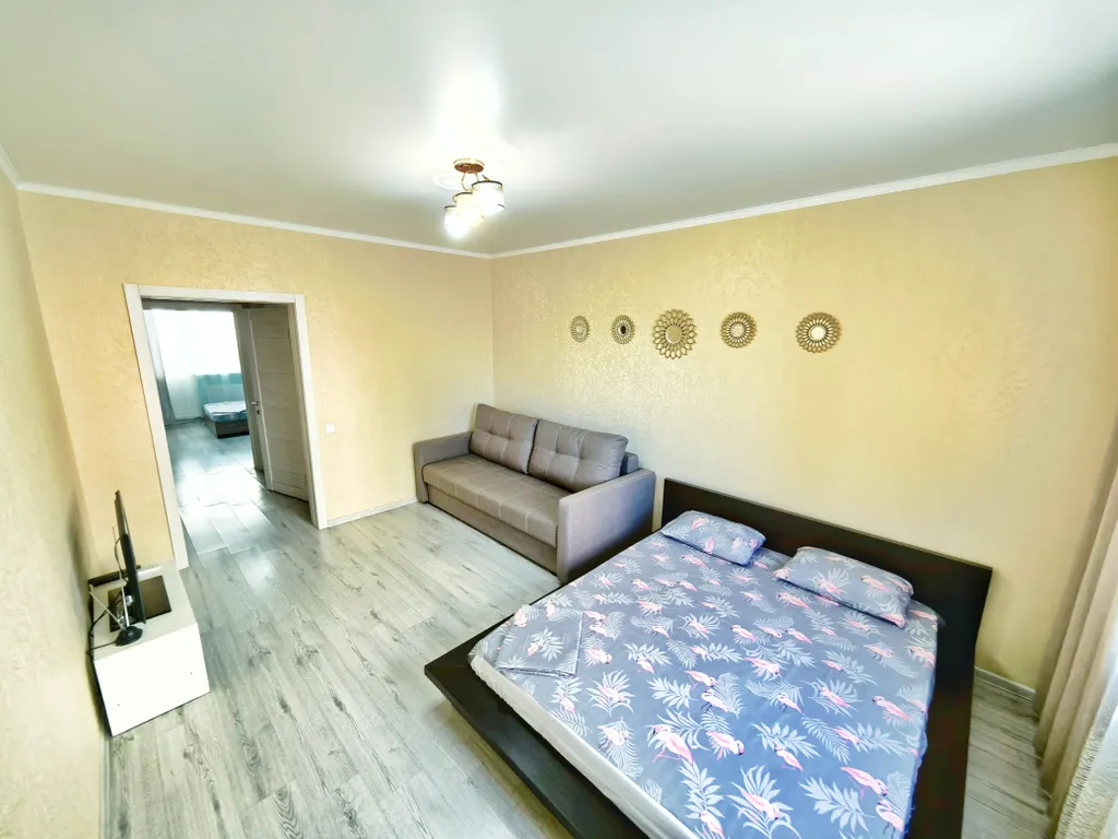 Квартира дл 8 гостей в районе с удобной транспортной развязкой