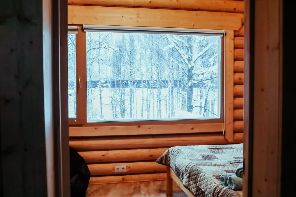 Дом на берегу озера