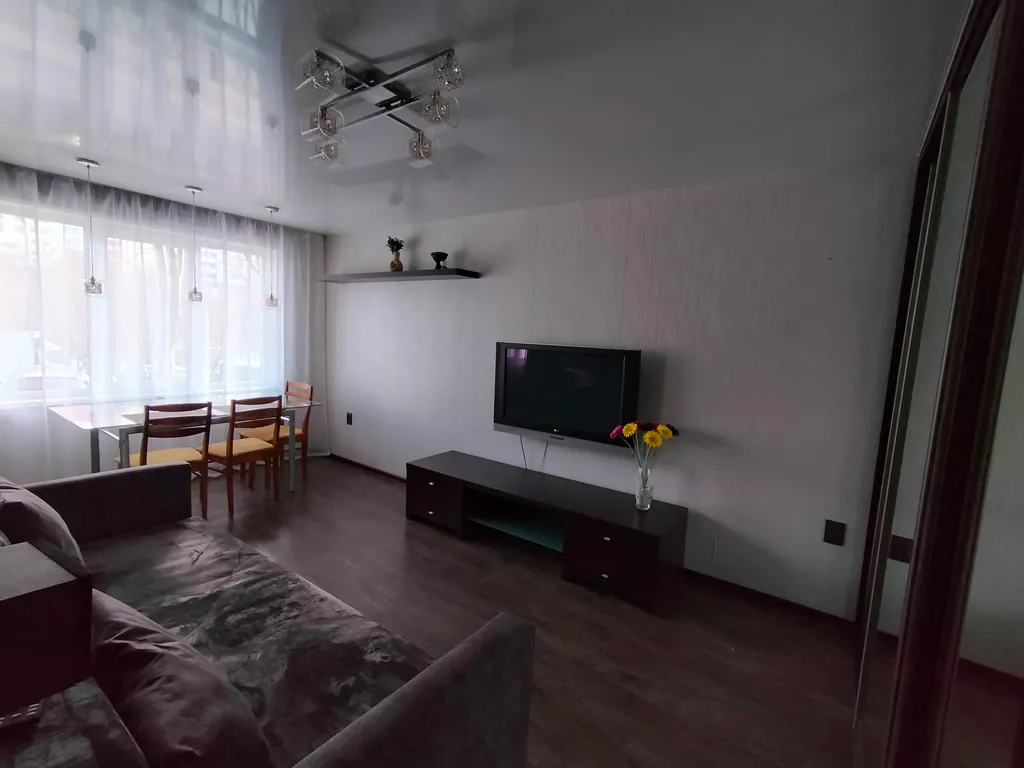 Квартира в тихом месте недалеко от центра