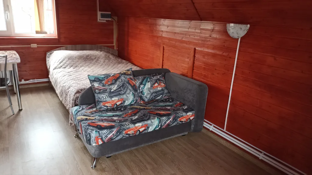 Дом на участке 10 соток