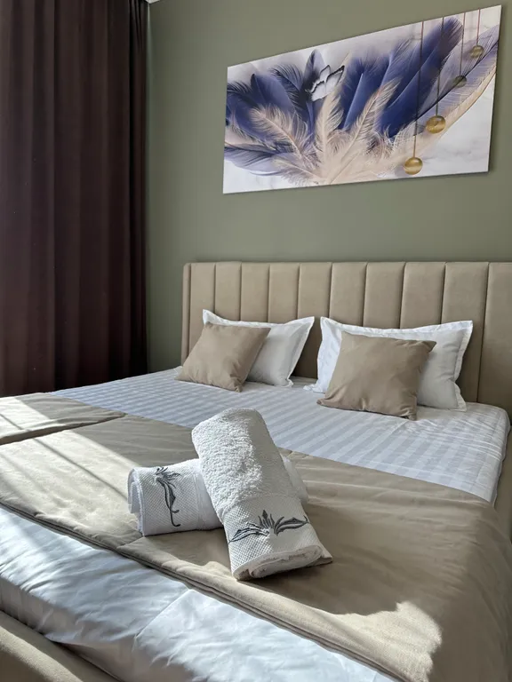 Уютная квартира в центре левого берега с видом на Астану арену — аренда посуточно в Астана (Нур-Султан)