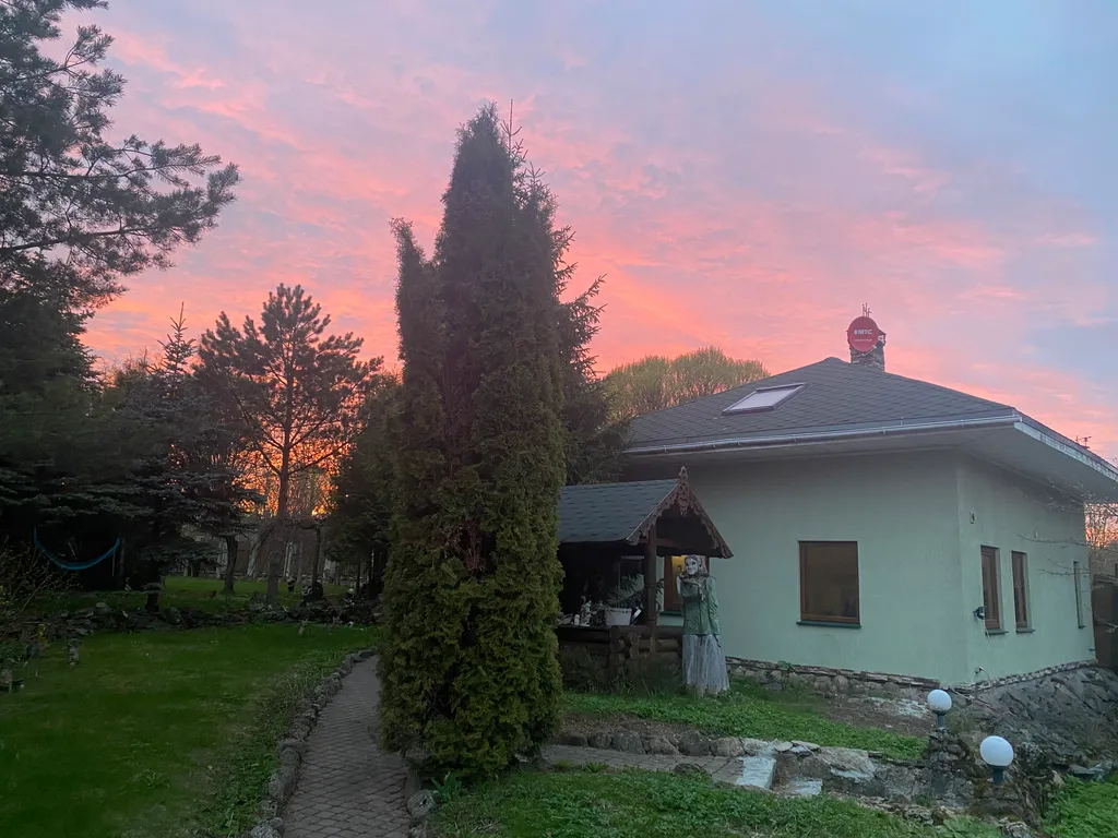 Коттедж Домик с теплым бaссейном и баней — Малые Горки