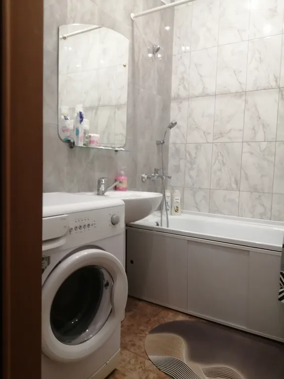 Двушка на набережной