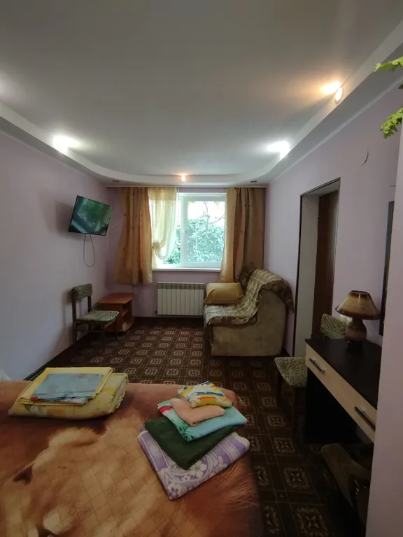 Коттедж Уютный домик недалеко от моря — аренда посуточно в Евпатория