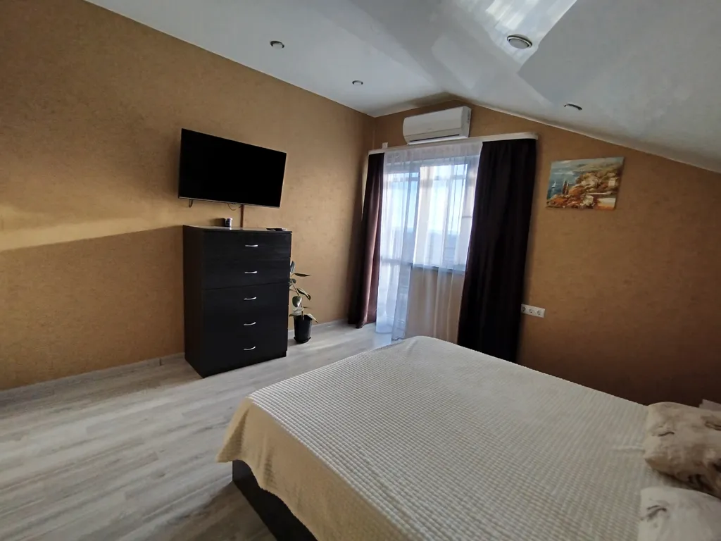 Дом в стиле шале с видом на море в 20 минутах от Сириуса