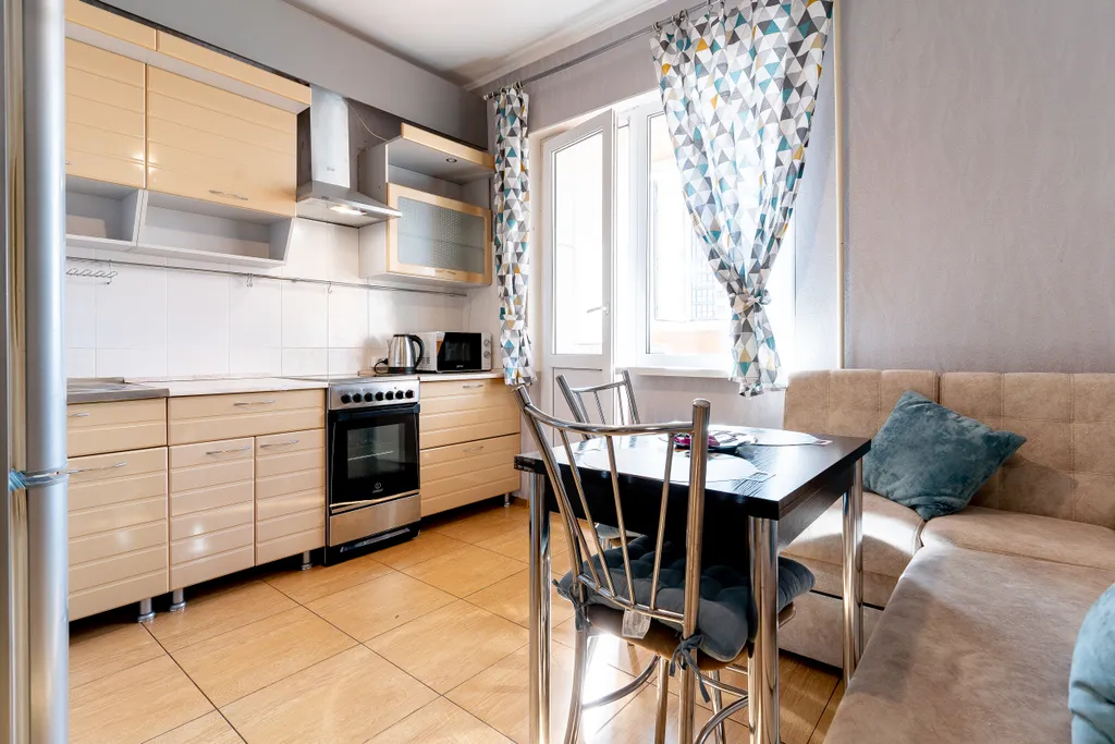 Уютная квартира — аренда посуточно в Сургут