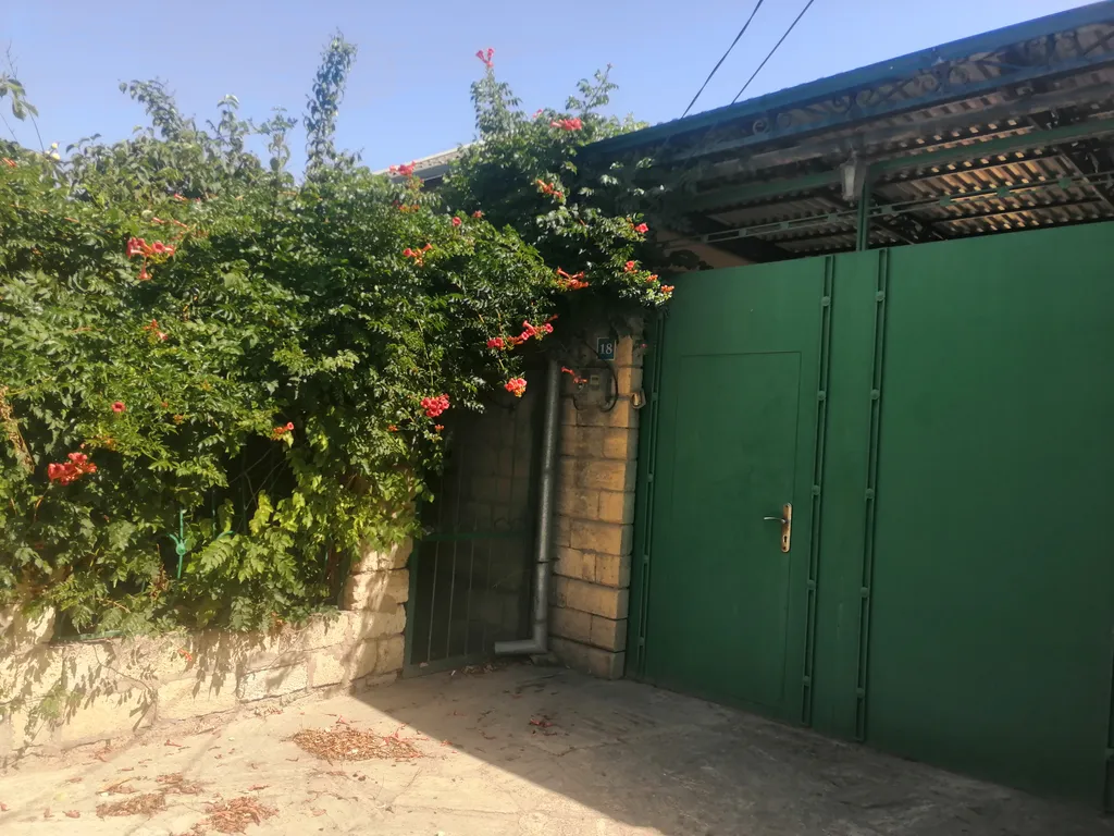 Коттедж Частный дом рядом с морем — аренда посуточно в Дербент