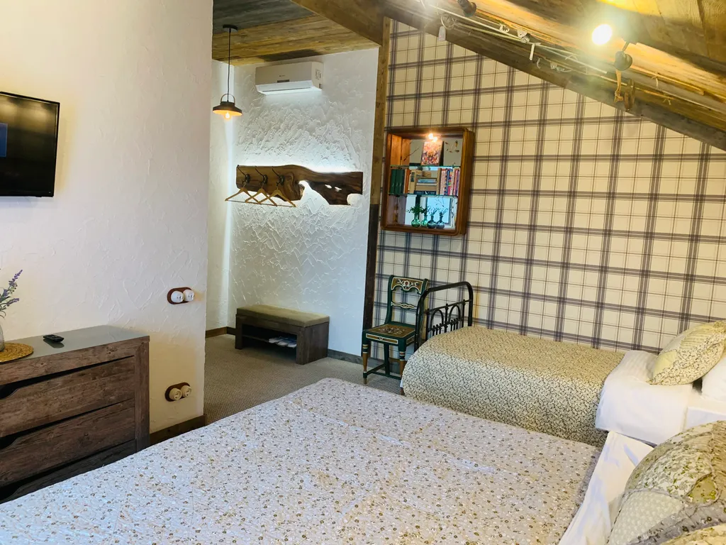 6-комнатный Дом