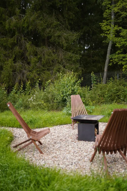 Домик на Новогодние праздники с панорамными окнами в лесу