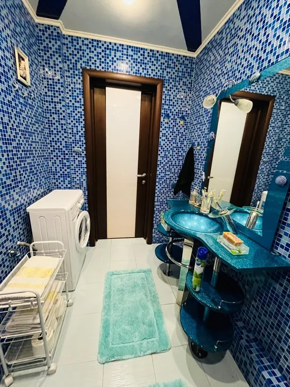 Шикарная трёшка около ТРК Алмаз