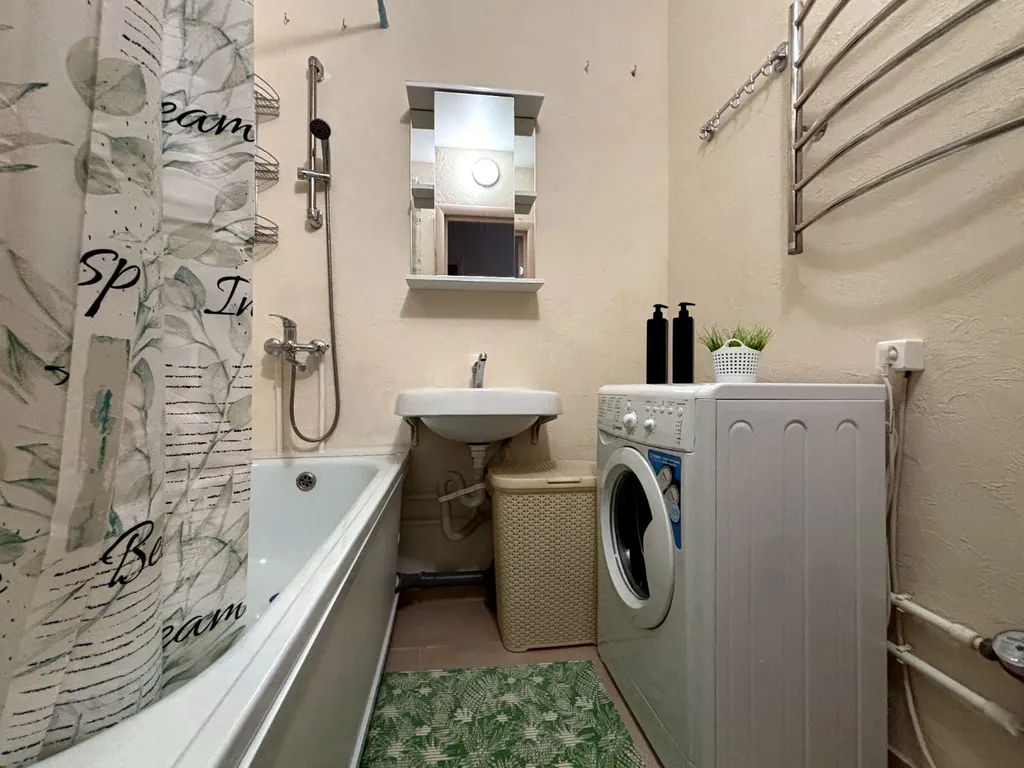 Уютная квартира у ТЦ Петровский от сети гостевых квартир СОВА