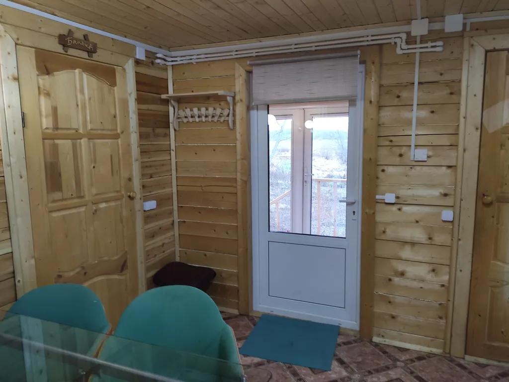 Домик-баня на берегу реки Псижа и выходом в озеро Ильмень