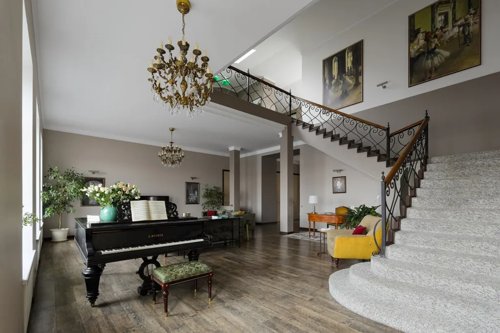 Апартаменты с видом на неву, террасой и бильярдом