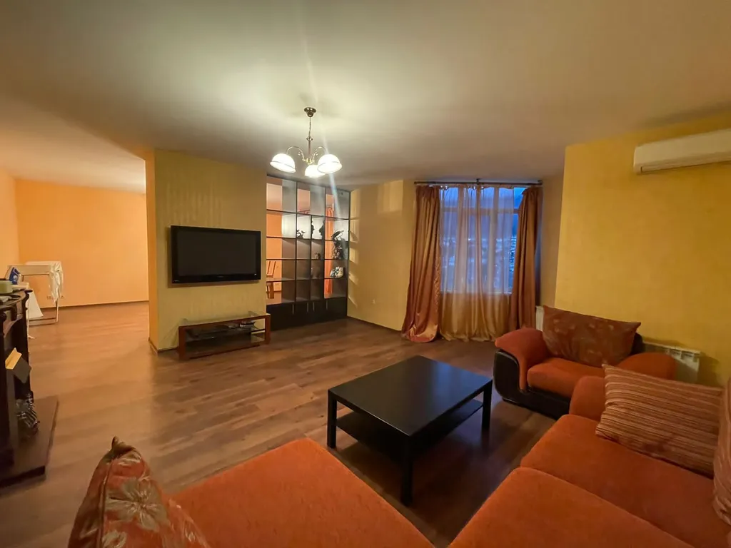 2-этажная квартира на первой береговой линии с видом на море и горы