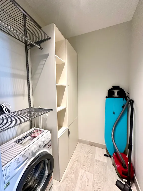 Охта Сьют 24