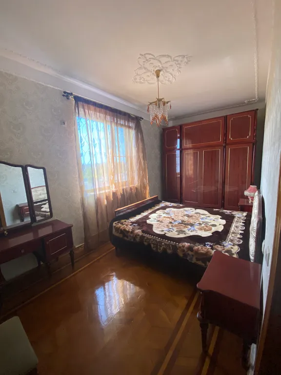 Квартира 3-комнатная Квартира — Сухум