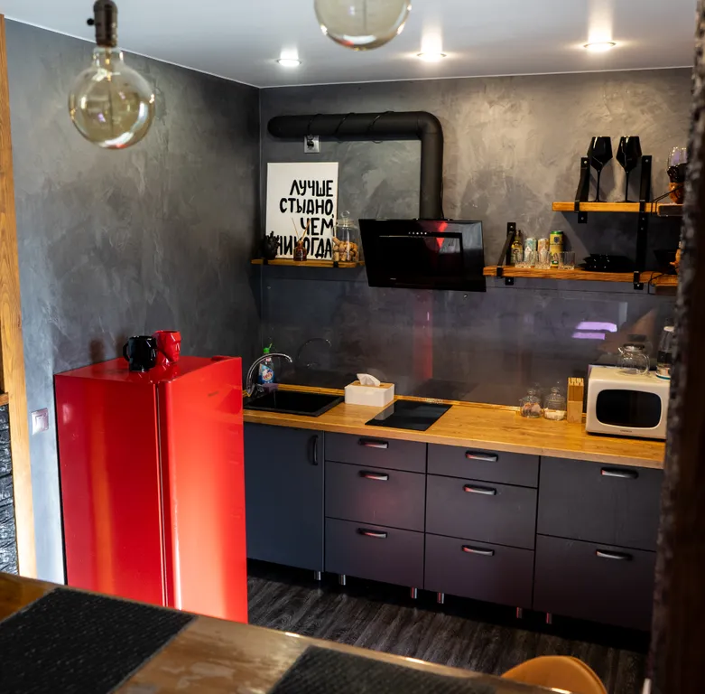 Студия рядом с рекой Амур