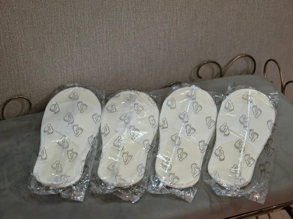 Квартира 2-комнатные апартаменты рядом с Военно-морским клиническим госпиталем — Калининград