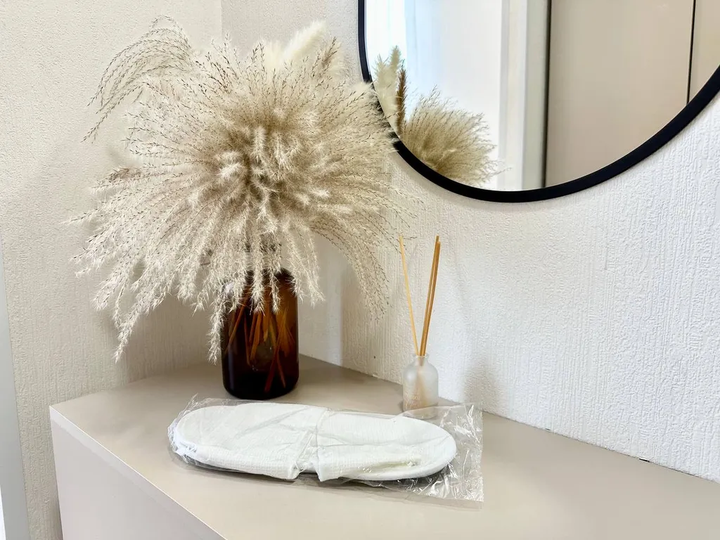 Модная студия с видом на город