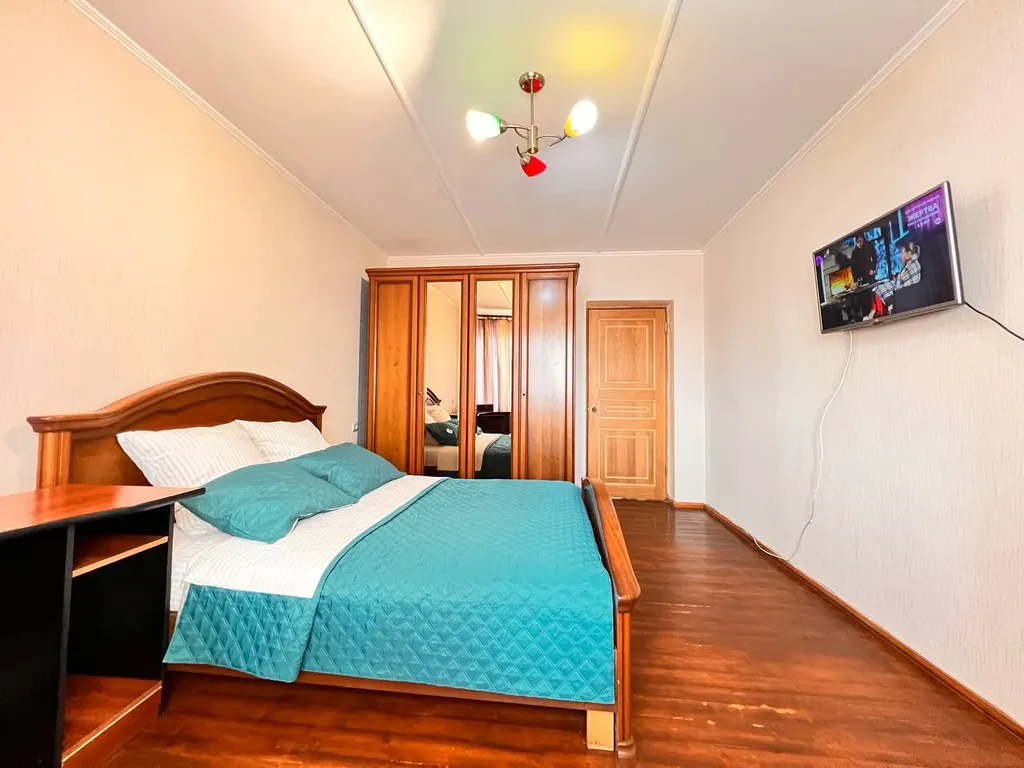 Большая трехкомнатная квартира центр