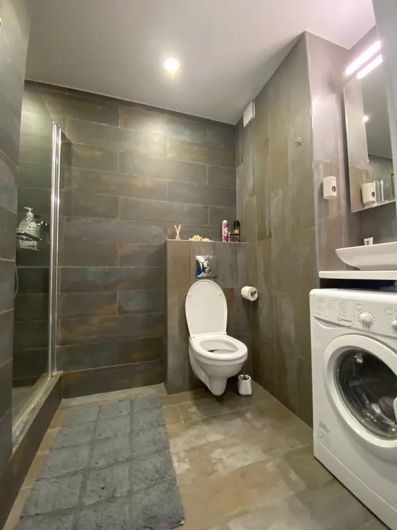 Красивая видовая студия с панорамой на 24 этаже