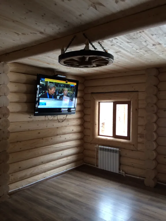 Дом с баней в сосновом бору на озере