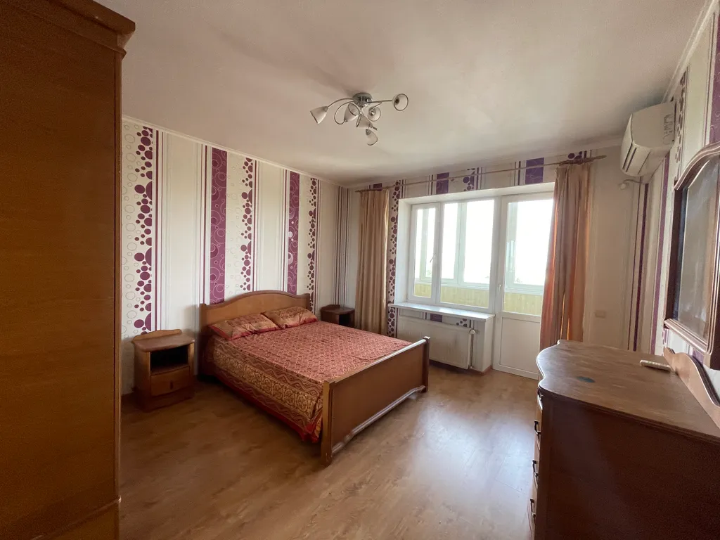 Просторная крупногабаритная 2х комнатная квартира