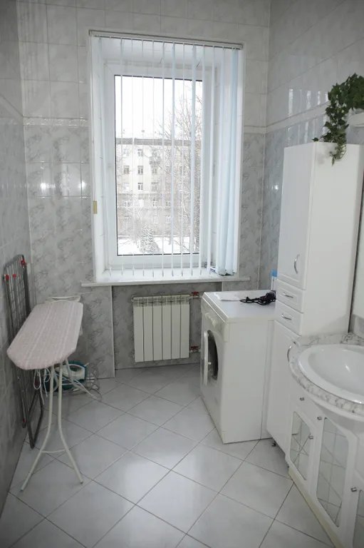 Комфортная большая квартира у метро с видом на парк Победы