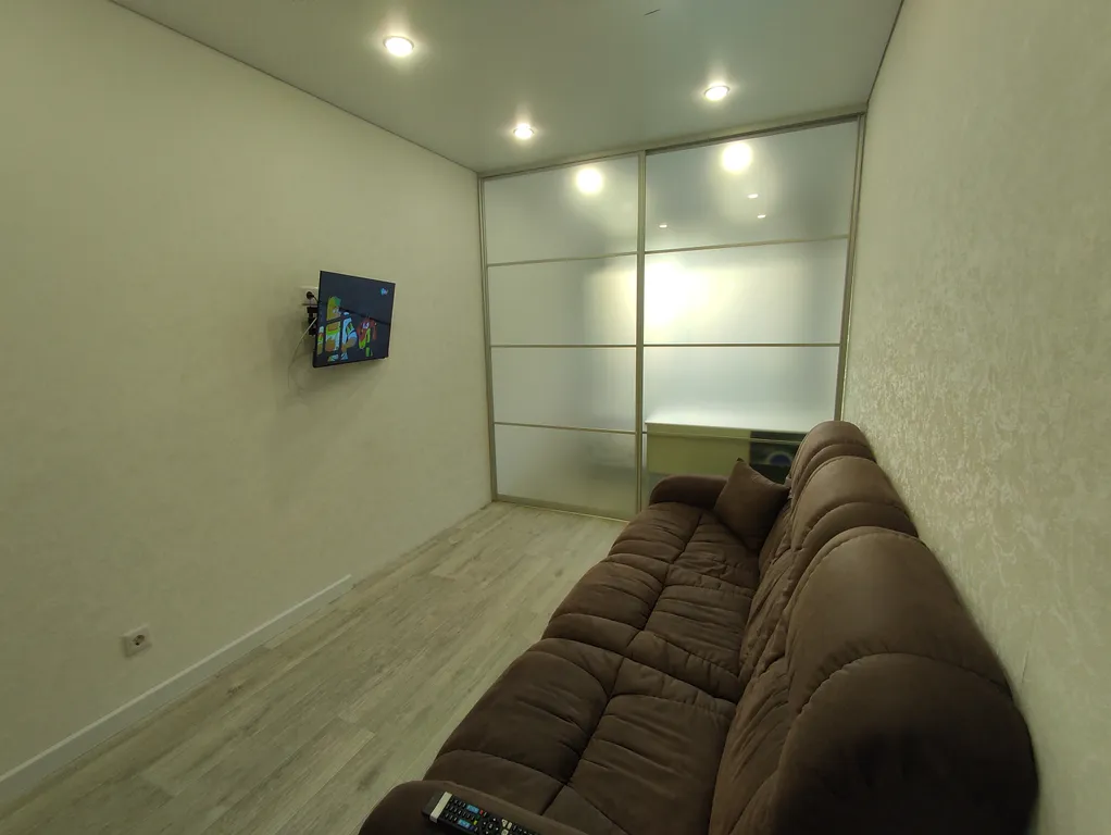 Квартира в новом доме рядом с РКБ и Казань Экспо, аэропорт с парковкой — аренда посуточно в Казань