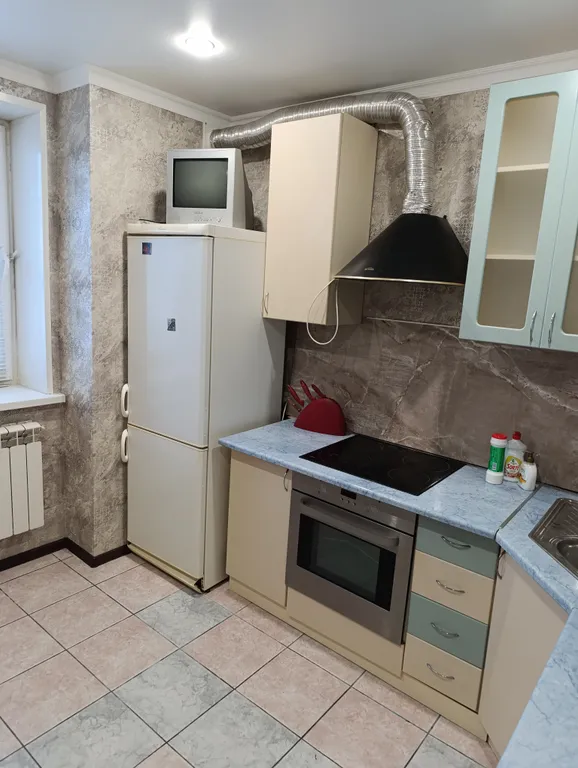 Однокомнатная квартира в центре города,напротив Дворца Спорта Аркада