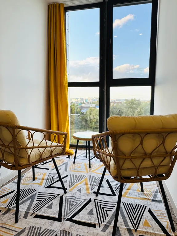 Апартаменты, студия с видом на речку, квартира в новом жилом комплексе