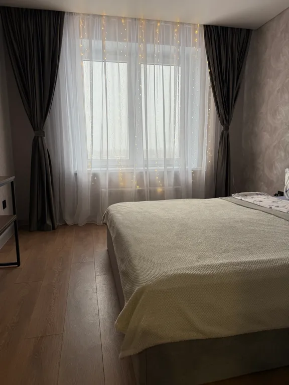 Очаровательная новая чистая квартира