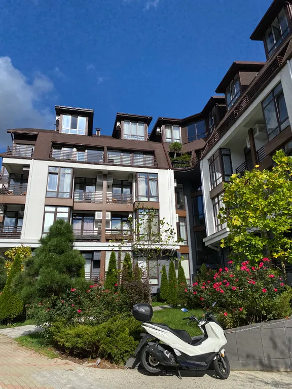 Уютная, светлая, видовая студия в Красной Поляне