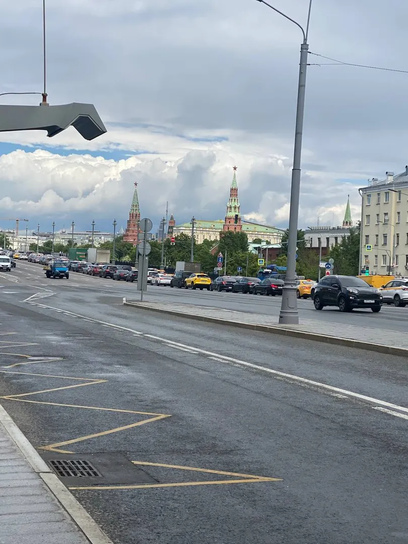 Вид на Кремль с остановки