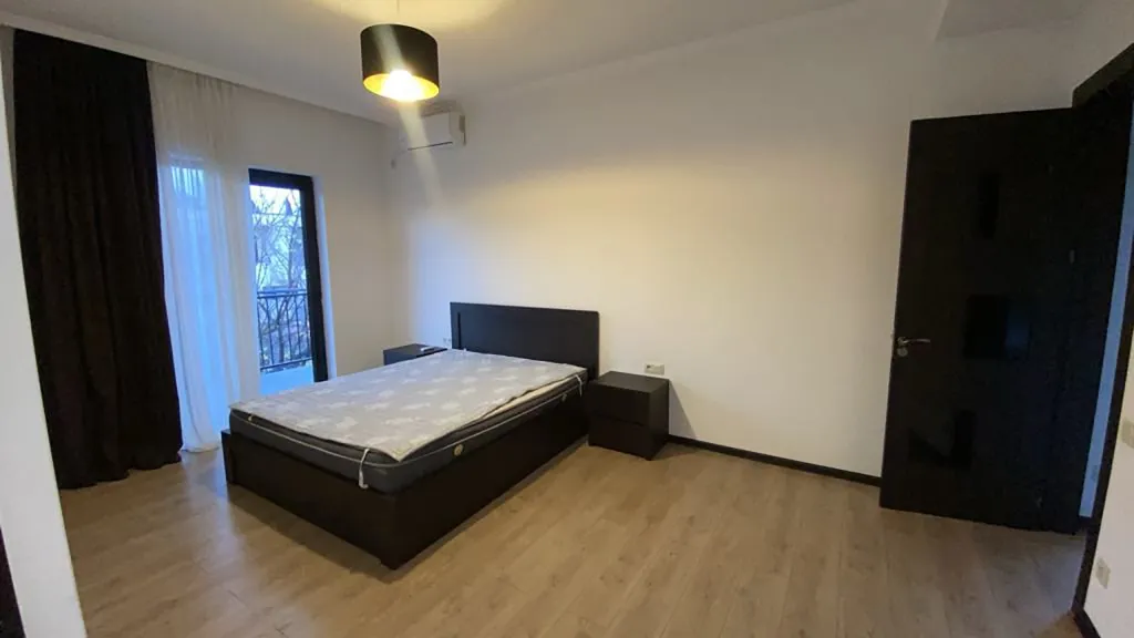 5-комнатный Дом