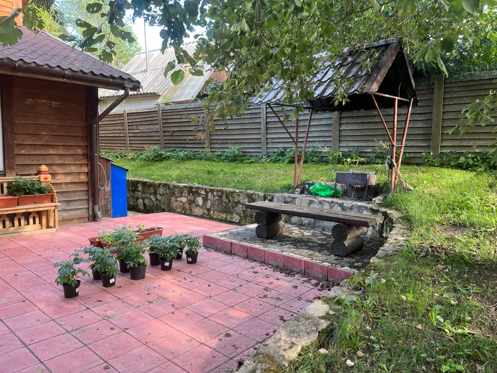 Уютный коттедж у озера