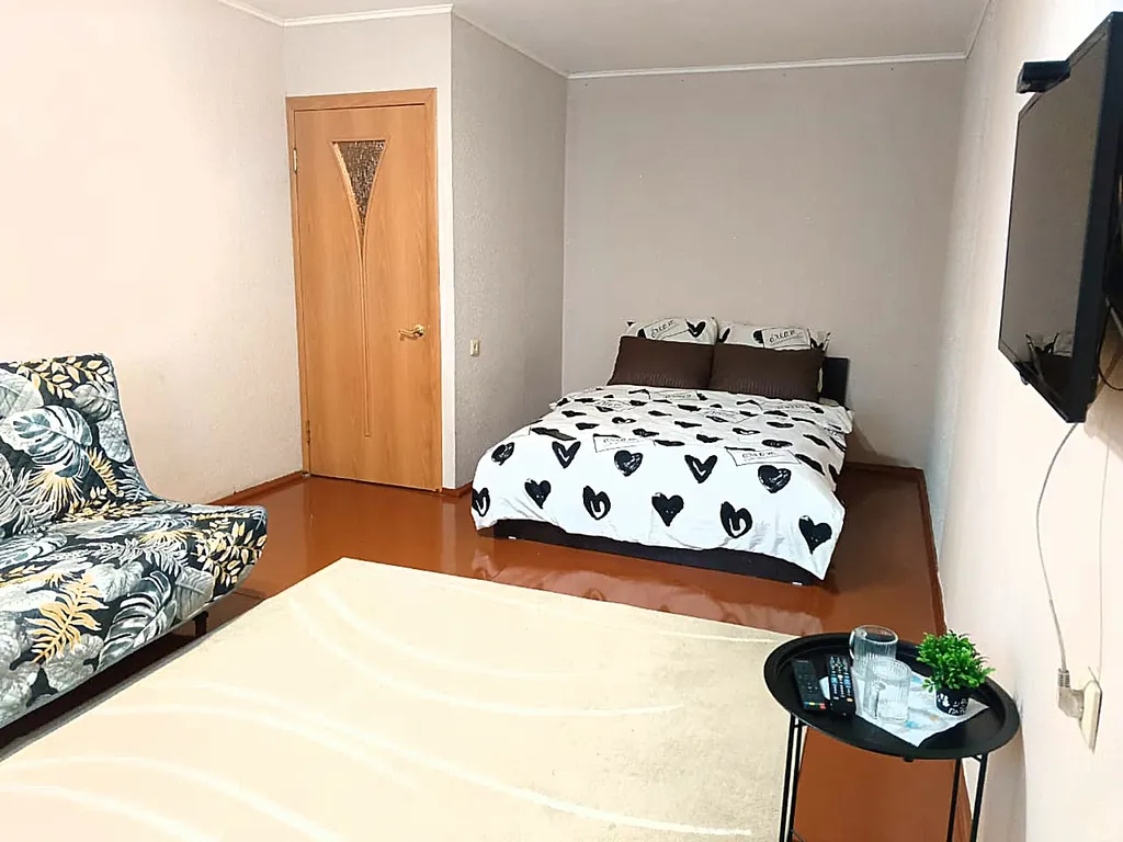 Уютная квартира в центре — аренда посуточно в Камышлов