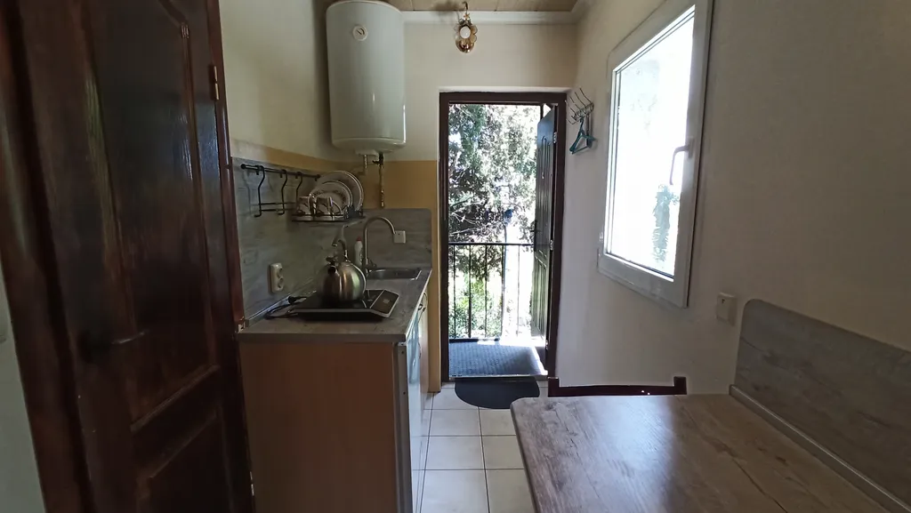 Стандартный люкс возле Набережной, 2-й этаж