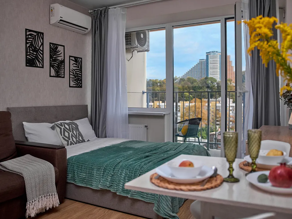 Студия с потрясающим видом на море и горы