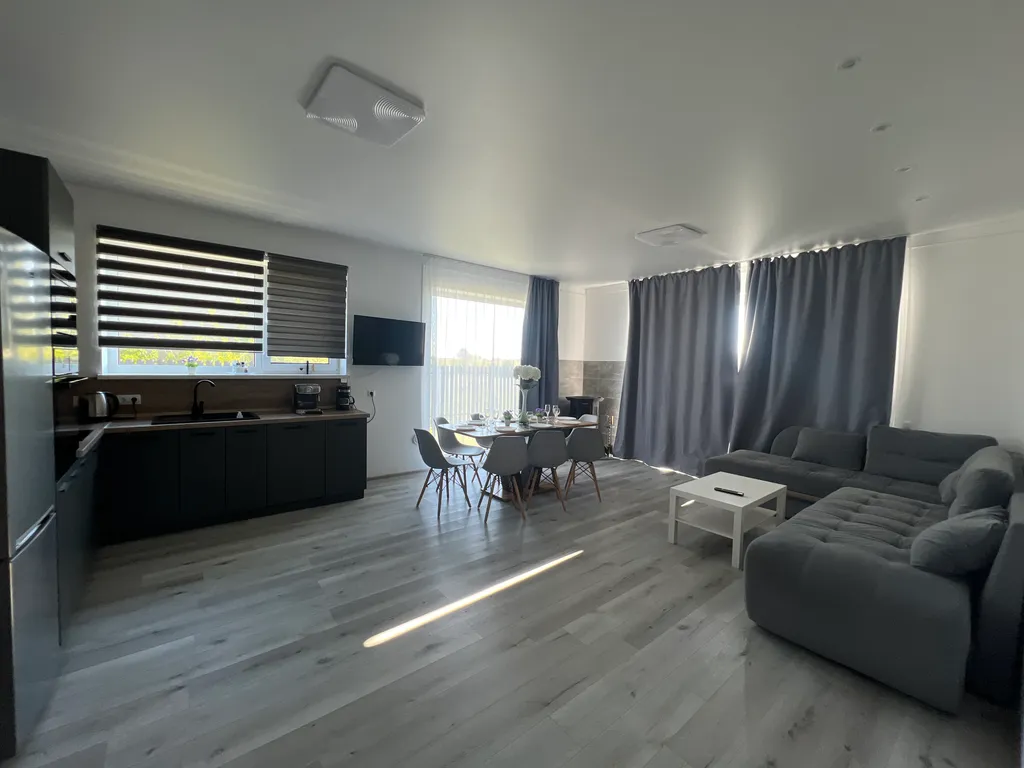 Частный дом на берегу моря