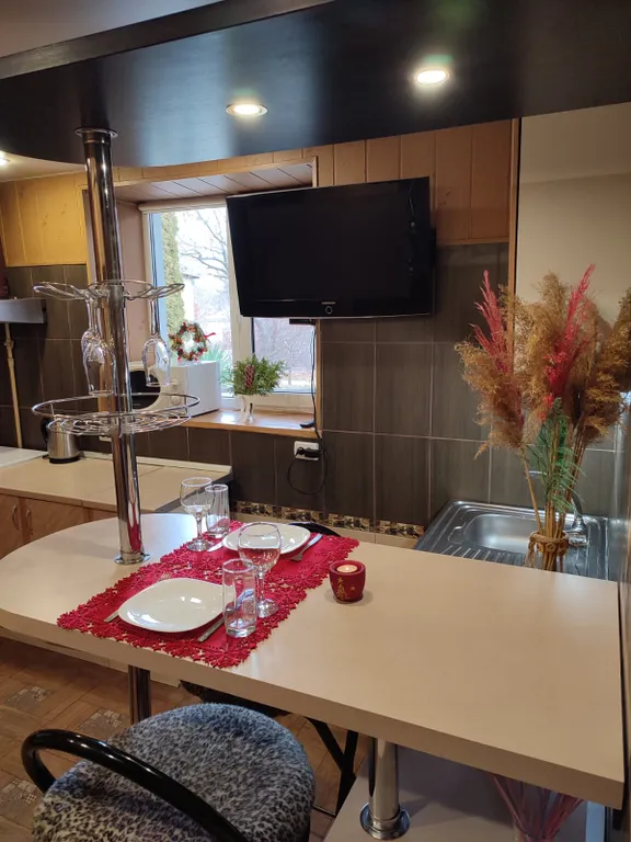 Приятная двухкомнатная квартира для спокойного отдыха под пение птиц