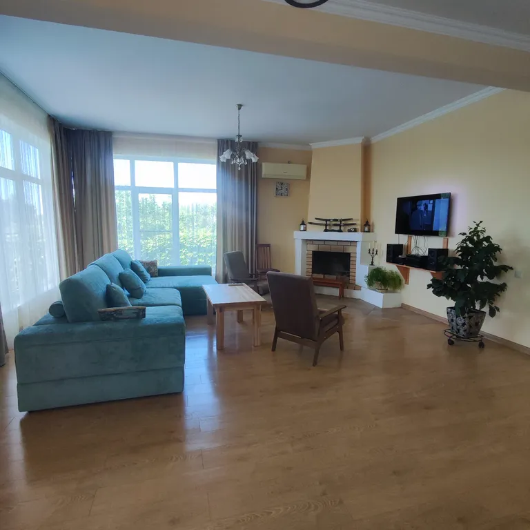 4-комнатный Дом